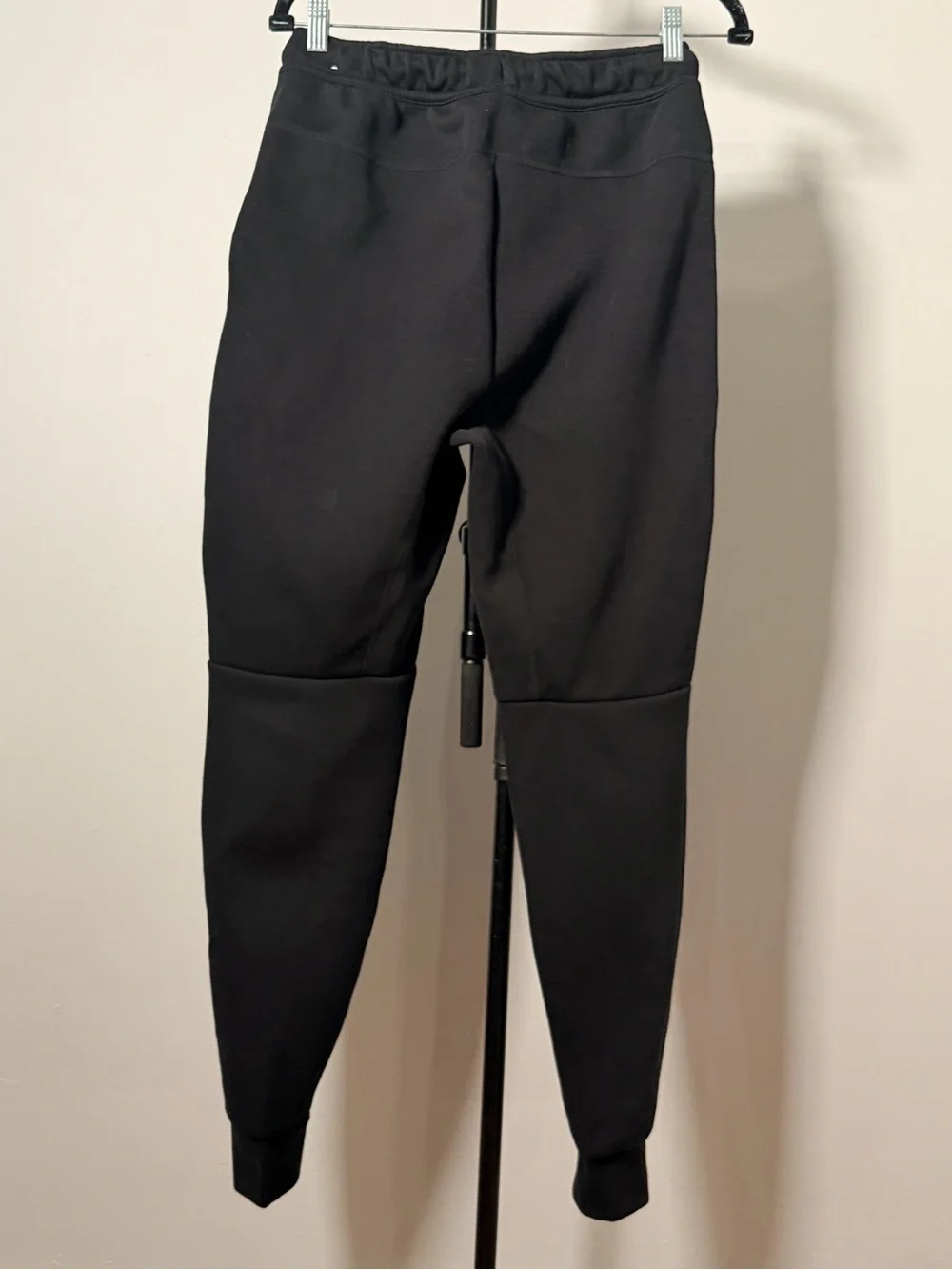 NWT NIKE SPORTSWEAR TECH FLEECE JOGGERS Men – Black/Black